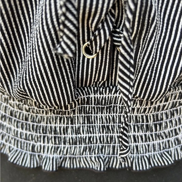 Papermoon Top S‎ - Picture 4 of 10